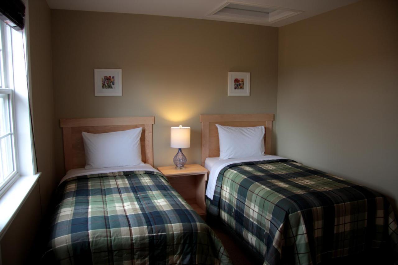 Carleton Inn & Cottages Bridgetown ภายนอก รูปภาพ